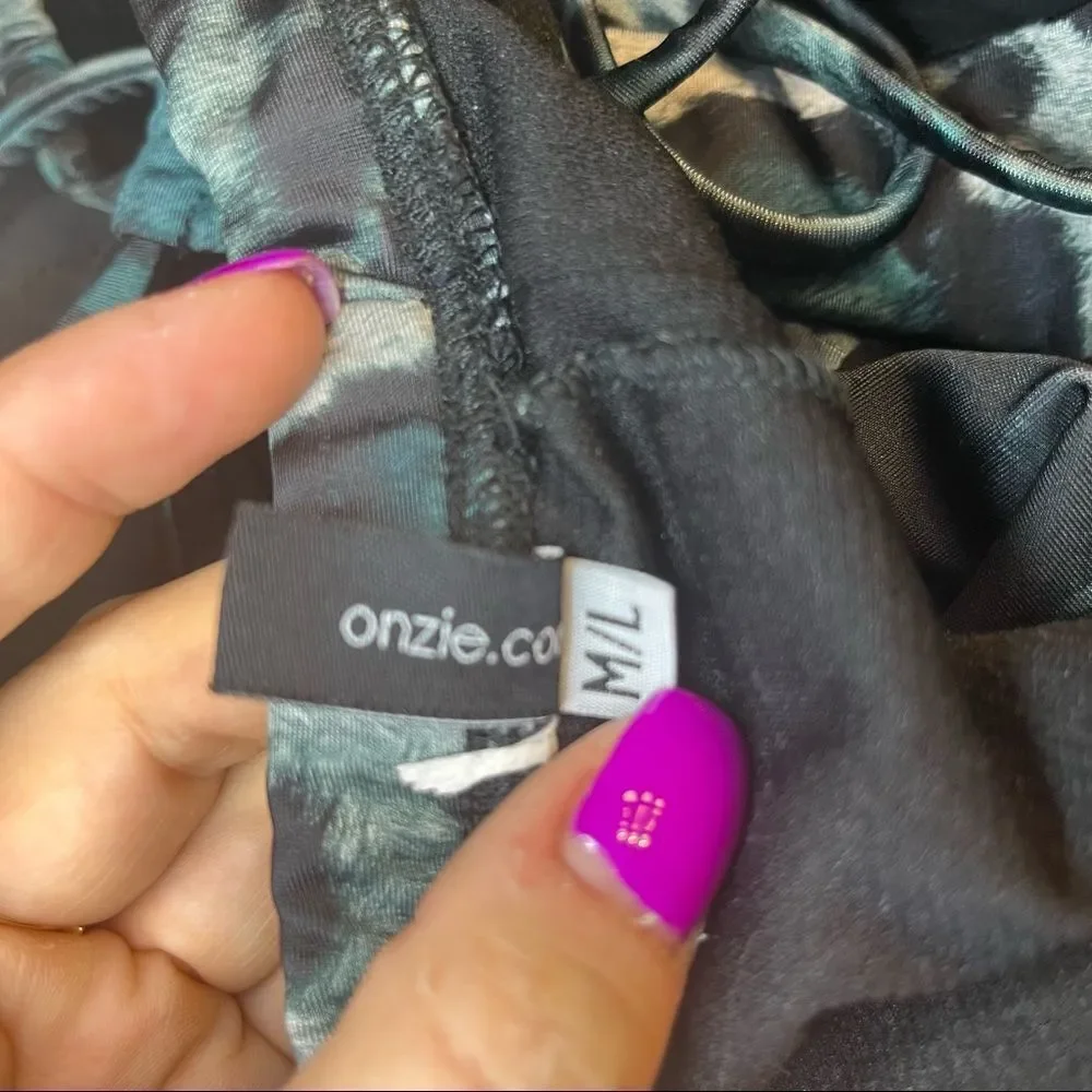 Onzie Flow Mudra Strappy Sports Bra